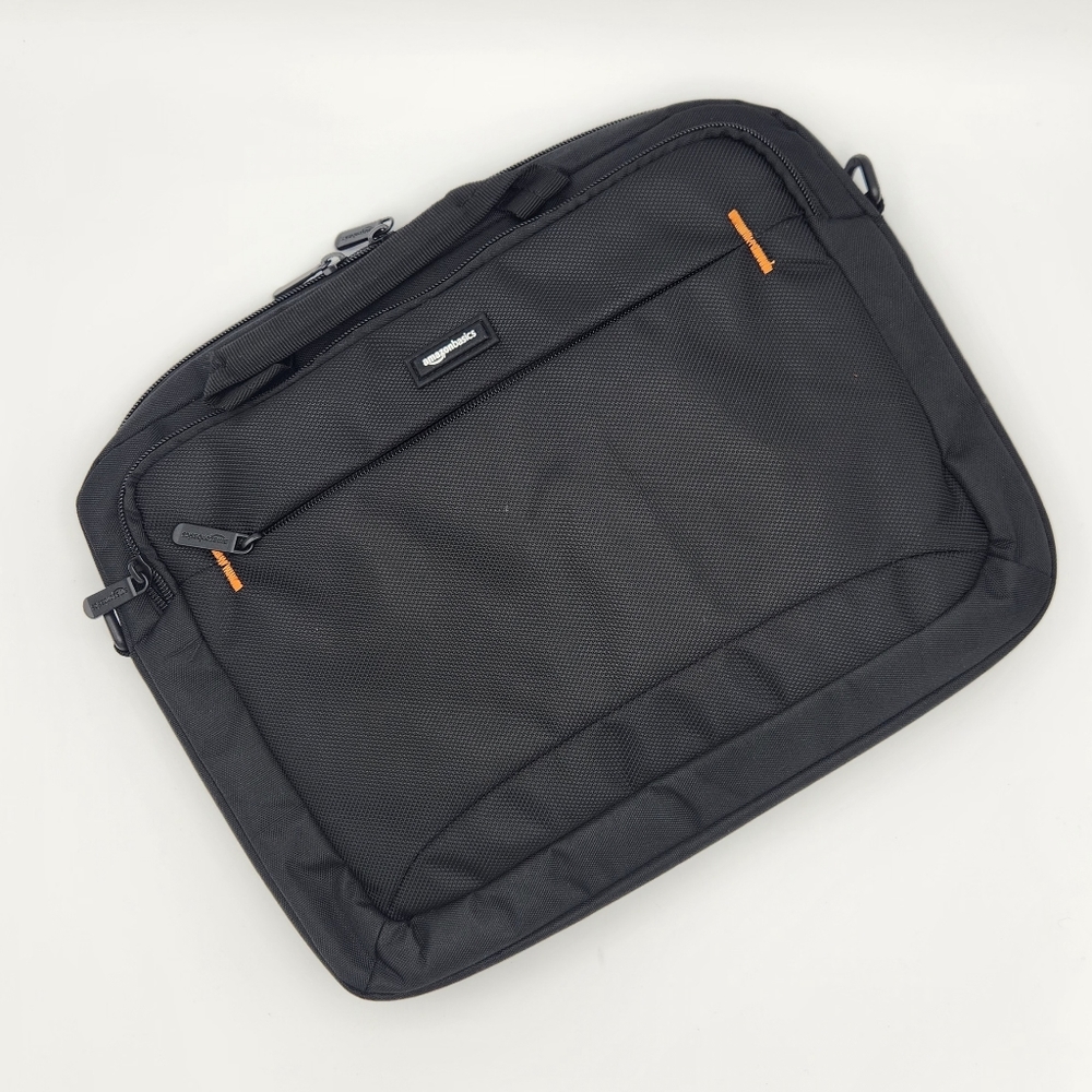 Amazon NEW! Basics 14-Inch Tablet Bag in Black - Never Used! - Picture 4 of 13
